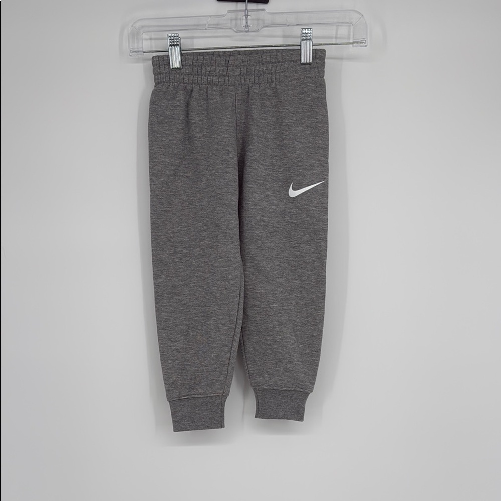 Nike Kids Sweatpants XS (3-4 Years) Gray Joggers Comfortable Athletic Pants